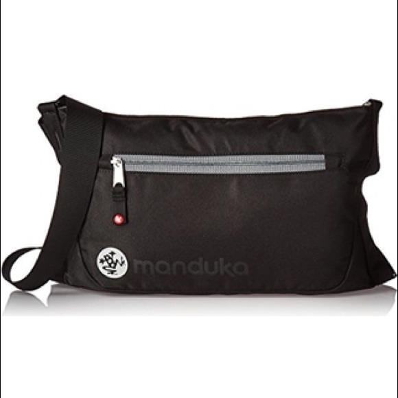 manduka yoga carrier